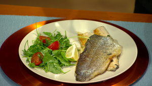 Pstruh so šalátom