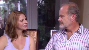 Ôsme dieťa s treťou ženou! Skvelý herec sa teší z bábätka s jeho o 24 rokov mladšou manželkou!