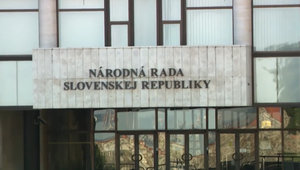 Kandidáti zo 150. miesta, menovci či strana s jedným poslancom. Kto obsadí poslanecké kreslá v novom parlamente?