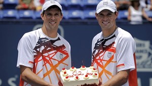 Bryanovci získali v Los Angeles rekordný 62. deblový titul