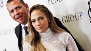 Jennifer Lopez oslavuje päťdesiatku