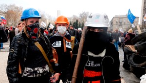 Ukrajinský premiér mieri do Donecka, otestuje pevnosť tamojších vajec