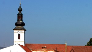 Nehorázna drzosť! Vykrádajú autá počas omše!