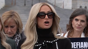 Sexškandál Paris Hilton opäť na pretrase! Uniknuté video ako súčasť kampane?