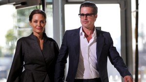 Angelinu Jolie (38) vyznamenala britská kráľovná