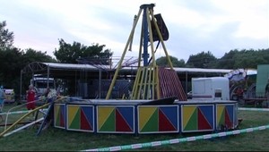 Pri páde kolotoča v Semerove sa zranil aj chlapec (12)!