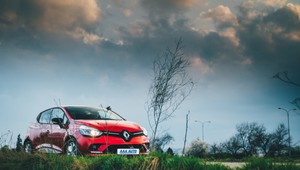 Podceňovať skúšobné jazdy sa pri výbere vozidla neoplatí