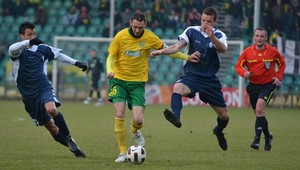 Hustá Žilina zakopla s Dubnicou, Slovan rozdrvil Prešov