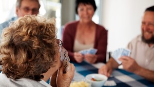 Pred sviatkami sa plnia geriatrie. Rastie nezáujem zo strany rodiny