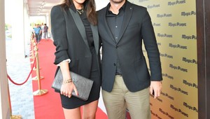 Vyvrátili špekulácie o nevere a rozchode: Slávny pár si doprial na výročie LUXUS