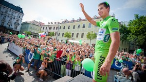 Peter Sagan sa hneval na chybu v závere