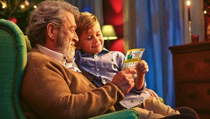 BILLA spúšťa Vianočnú lotériu. Všetky žreby v nej vyhrávajú a pomáhajú jednorodičom v núdzi