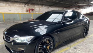 Diego Maradona jazdil do konca života v BMW: Dve idú teraz do aukcie, M4 skrýva prekvapenie