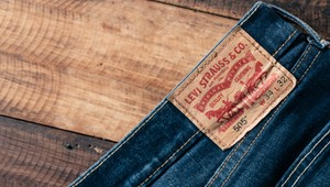 Od pracovných odevov po najobľúbenejšie nohavice sveta: Slávne džínsy oslavujú 145 rokov