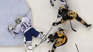 Peter Budaj sa dočkal, podpísal novú zmluvu v NHL