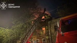 996. deň na Ukrajine: Rusko podľa ukrajinských úradov zaútočilo na Odesu, zahynula jedna žena