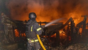 1309. deň na Ukrajine: Krvavý deň na fronte. Drony útočia na ropnú infraštruktúru a civilné ciele