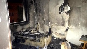 Obyvateľov paneláku na bratislavskom sídlisku museli evakuovať. V jednom z bytov vypukol rozsiahly požiar