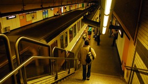 Hororová cesta metrom! Zastrelil 2 cestujúcich, potom aj seba