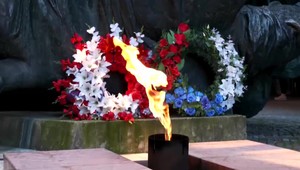 78. výročie ukončenia 2. svetovej vojny. Spomínalo sa v B. Bystrici aj na Dukle