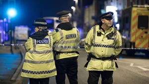 Britský vodič zrazil na Silvestra dve malé Češky, obe zomreli