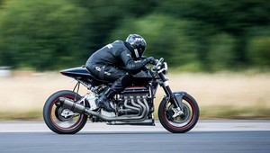 Eisenberg V8 chce byť najextrémnejším cestným motocyklom na svete