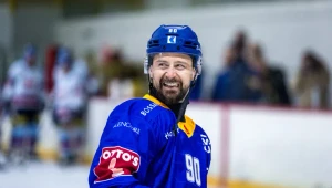 Tomáš TATAR sa stal cez Vianoce otcom