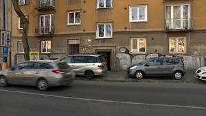 Zápach z bytu. Obyvatelia bytovky žili niekoľko dní s mŕtvolou