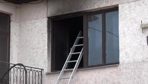 Žena prišla o život. Rodinný dom zachvátil požiar