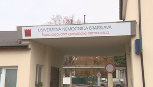 Ministerstvo upokojuje, samospráva neverí. Čo čaká nemocnicu v Podunajských Biskupiciach?