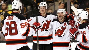 Jágr (41) prekonal Esposita a doťahuje sa na Howa