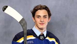 Dvorského povolali do NHL