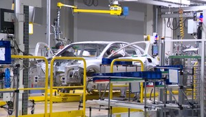 Po prvýkrát sme neprekonali rekordy. Automobilky zverejnili zaujímavé čísla