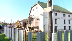 V okrese Humenné našli  také množstvo nelegálneho tabaku, že ním policajné dodávky zaplnili asi 15- krát