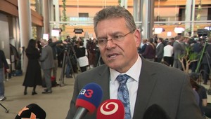 EÚ odpovedá na americké clá: Šefčovič dostal dôležitú úlohu