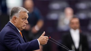 Orbán čelil kritike. Na jeho stranu sa postavili niektorí slovenskí europoslanci