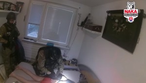 VIDEO: V prípade únosu cudzinca polícia obvinila zadržaných mužov