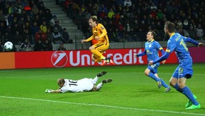 Dvojgólový Rakitič zabezpečil 3 body Barcelone v Borisove