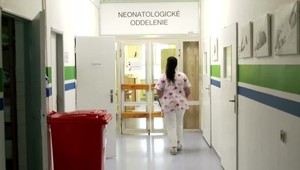 Niektoré Slovenky budú kvôli pôrodu cestovať. Zatvoria im kľúčovú pôrodnicu