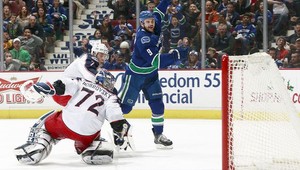 Vancouver strelil Columbusu 3 góly za 130 sekúnd!