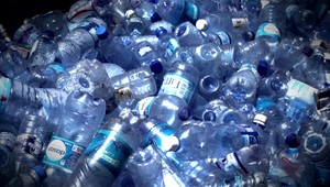 Európsku úniu bez plastov vníma minister Sólymos ako podnikateľskú príležitosť. Odborníci sú skeptickí