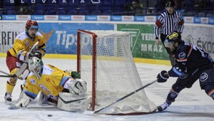 V pietnej atmosfére Košice aj piatykrát zdolali Trenčín