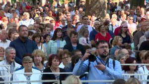 Na šaštínsko-strážsku púť k Sedembolestnej Panne Márii prišli veriaci z celého Slovenska