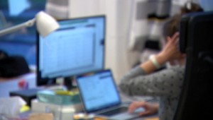 Buďte opatrní na internete. Dezinformácie ovplyvňujú aj voľby