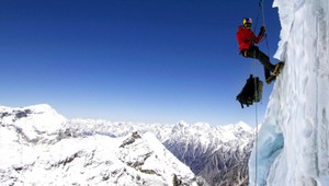 Záchranári pomohli slovenským horolezcom, obaja sú už v nemocnici