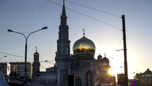 Rakúsko zavrie sedem mešít a vykáže duchovných. Radikalizácia nemá v našej krajine miesto, tvrdia politici