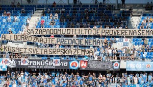 Slovan oblial studený pot! Prázdny štadión pre štipľavý transparent