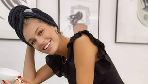 Rytmus prekvapil Jasminu TÝMTO novým "tetovaním" jej tváre! Spravil si ho úplne sám!