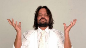 Pomeje je vyčerpaný bojom s rakovinou. Skončil na úrade práce