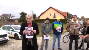 Pred dom generálneho prokurátora Žilinku prišli protestovať nespokojní občania